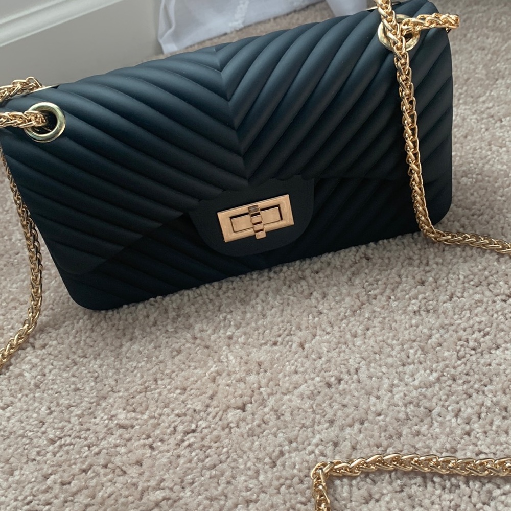 Shoulder purse